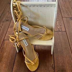 NWOT Steve Madden Low Block Heel Sandals. SALE! SAVE $5.00 Now $40.00